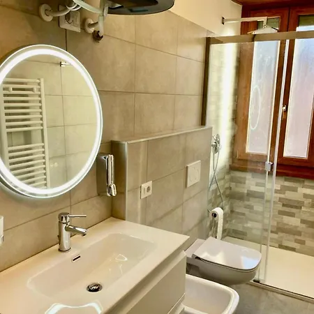 Appartement Casa Di Cesare - Monolocale Silenzioso A 15min Duomo E 5' Mm3 *